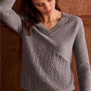 Cabi No Doubt Pullover size Medium